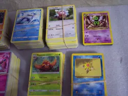 Large Lot of Mixed Pokemon cards Over 500 Cards - Image 3