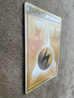 2010 Pokemon TCG HGSS Ampharos Lightning Energy Regular Non-holo 118/123 LP - Image 4