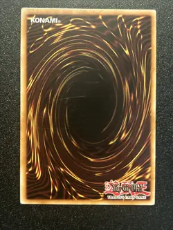 Dark Magician CT13-EN003 2016 Mega-Tins Limited Edition - Image 2