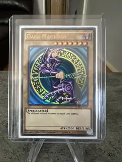 Yu-Gi-Oh! TCG Dark Magician - Ultra Rare - Limited Edition (CT13-EN003) - Image 1