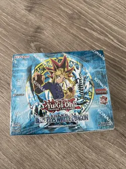 Konami Yu-Gi-Oh! TCG (25th Anniversary Edition) Legend of Blue Eyes White Dragon 83717860532 - Image 1