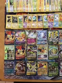 Vintage & Modern Pokemon Card Lot Holo Etc MP-Damaged Charizard Espeon 550+ - Image 3
