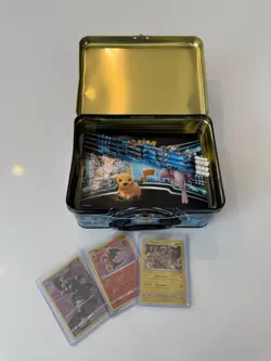 Armored Mewtwo Pokemon 2019 Collectors Chest with Promos - Image 1