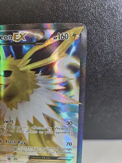 Pokemon Card TCG Jolteon EX 28a/83 Generations Ultra Rare Holo Full Art LP/MP - Image 2