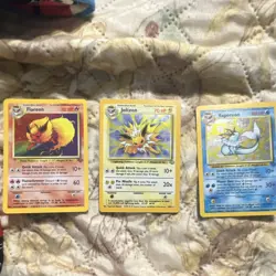 Nintendo Pokemon TCG Jungle Holo Card Lot 1999 - Flareon, Jolteon, Vaporeon - Image 1