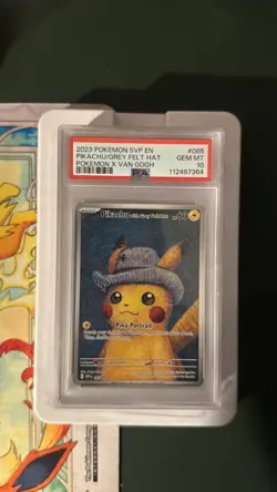Pikachu with Grey Felt Hat 085 Sv: Scarlet & Violet Promo Cards Regular - Image 1