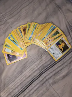 Over 100 cards Pokemon lot from around 1999 - Image 1