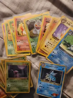Over 100 cards Pokemon lot from around 1999 - Image 5