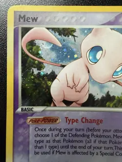 Mew 10/92 Holo Ultra Rare Pokemon EX Legend Maker 2006 - Image 2