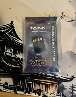 Magic the Gathering Universes Beyond: Doctor Who Collector Booster Pack - Sealed - Image 1