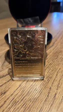 1999 Pokemon Special Edition 23 karat Gold Plated Trading Card / #06 Charizard - Image 4