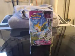 Pokemon TCG Sword & Shield Fusion Strike Booster Box – English – Factory Sealed - Image 4