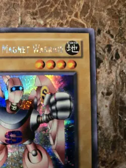 Yu-Gi-Oh! Gamma the Magnet Warrior DOR-003 Duelist of the Roses Ult. Secret Rare - Image 3