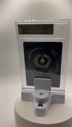 2025 DISNEY LORCANA FABLED MICKEY MOUSE BRAVE LITTLE PRINCE ICONIC FOIL BGS 10 - Image 2