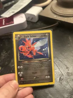 Pokemon Dark Scizor 9/105 Neo Destiny Holo Rare 70HP Nishida English - Image 1