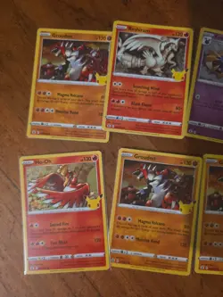 20x Pokemon TCG english celebrations 25th anniversary mixed card lot - Image 4