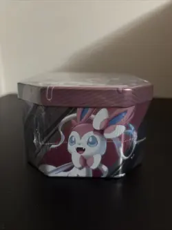 Pokemon TCG Sylveon V Heroes Tin Evolving Skies Full Wrap - Image 5