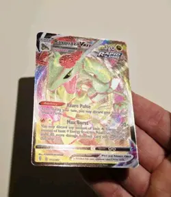 Pokemon Rayquaza VMAX 111/203 Evolving Skies Ultra Rare Holo NM - Image 5