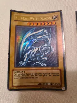 Blue Eyes White Dragon SDK-E001 Ultra Rare Unlimited - Image 2