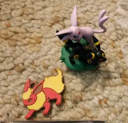 Pokemon TCG Accessories Playmats, Deck Boxes, Dice, Dividers, Coins, Sleeves - Image 3