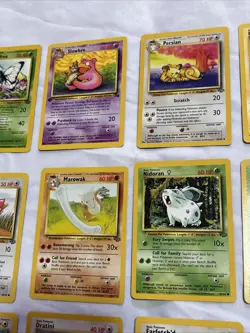 Vintage 1999 Pokemon Cards Lot 25 Base Jungle Fossil LP/NM No Duplicates - Image 3