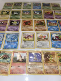 BULK 31 Pokemon Cards-Base Set-VINTAGE~Fossils,Etc. All NM/LP!🔥NO DUPLICATES - Image 1