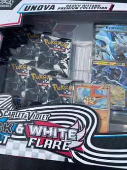 Pokemon Black Bolt/White Flare Unova Heavy Hitters Premium Collection - Image 2