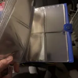 1999 Pokemon Charmander Blue Collector's Album Vintage Pocket Binder - Image 4