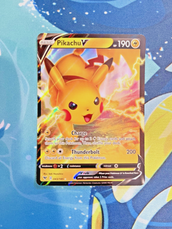Pokemon Pikachu V - 043/185 - Ultra Rare NM-Mint Vivid Voltage - Image 1
