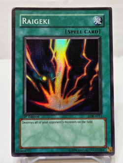 Raigeki LOB-A053 Super Rare 1st Edition AUSTRALIAN VERSION Yugioh 174 - Image 1