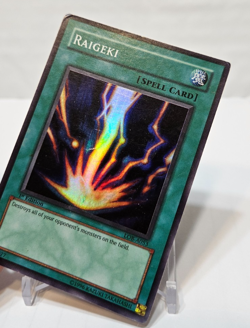 Raigeki LOB-A053 Super Rare 1st Edition AUSTRALIAN VERSION Yugioh 174 - Image 4