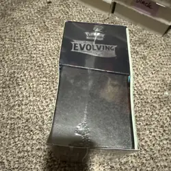 Pokemon TCG Sword and Shield Evolving Skies Elite Trainer Box ETB Sealed - Image 2