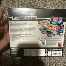 Pokemon TCG Sword and Shield Evolving Skies Elite Trainer Box ETB Sealed - Image 4