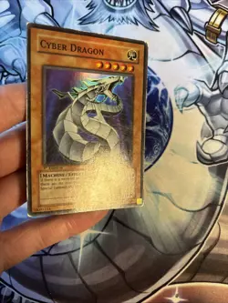 (7) YUGIOH CYBER DRAGON CRV-EN015 SUPER 1st HP - Image 2
