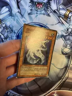 (7) YUGIOH CYBER DRAGON CRV-EN015 SUPER 1st HP - Image 4