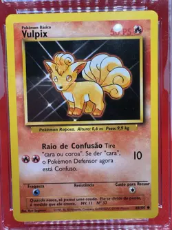 Vulpix Base Set 68/102 -CGC GEM MINT 10- Pokemon TCG 1999 Vintage Portuguese - Image 2