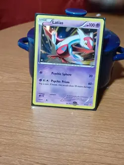 Pokemon TCG Latias XY Trainer Kit: Latios & Latias 30/30 - Image 1