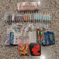 Pokemon TCG Lot Dice - Markers and Deck Sleeves Scarlet & Violet Era - Image 1