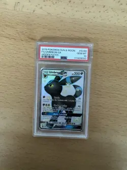 2019 POKEMON SUN & MOON HIDDEN FATES #SV69 FULL ART/UMBREON GX PSA 10 - Image 1