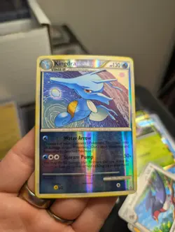 2010 Pokemon TCG Kingdra Reverse Holo Rare 17/95 HGSS Unleashed LP - Image 1