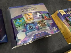 Disney Lorcana: Gift Set Lot - The First Chapter Disney 100 - Illumineer's Quest 4050368981752 - Image 3