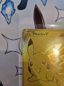 Pokemon TCG Gold Pikachu V 25th Anniversary PROMO SWSH145 Celebrations NM - Image 2