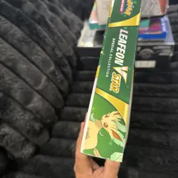 Pokemon TCG Leafeon VStar Special Collection Box (Factory Sealed) - Image 3