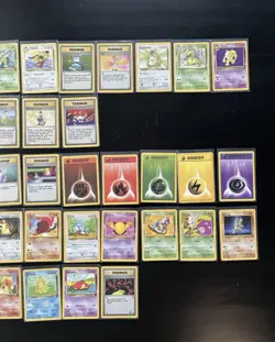 Pokemon 1st Gen Vintage WOTC 44 Card Lot: 1st Edition, 16 Rares - READ DESCRIPTI - Image 4