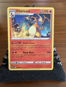 Pokemon Charizard 01/15 M24MCDONALDS 2024/2025 Dragon Discovery Series - Image 1