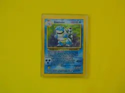 Pokemon TCG Blastoise 2/102 Base Set Holo - Image 1