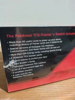 Pokemon TCG Trainers Toolkit Box, 65 Sleeves - 4 Booster Pack 820650807886 - Image 5