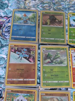 Large Lots Of Pokemon Reverse/ Holo - Image 2