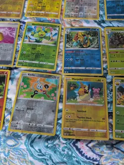 Large Lots Of Pokemon Reverse/ Holo - Image 5