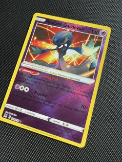 Pokemon TCG Radiant Gardevoir 069/196 Swsh11: Lost Origin Holo - Image 2